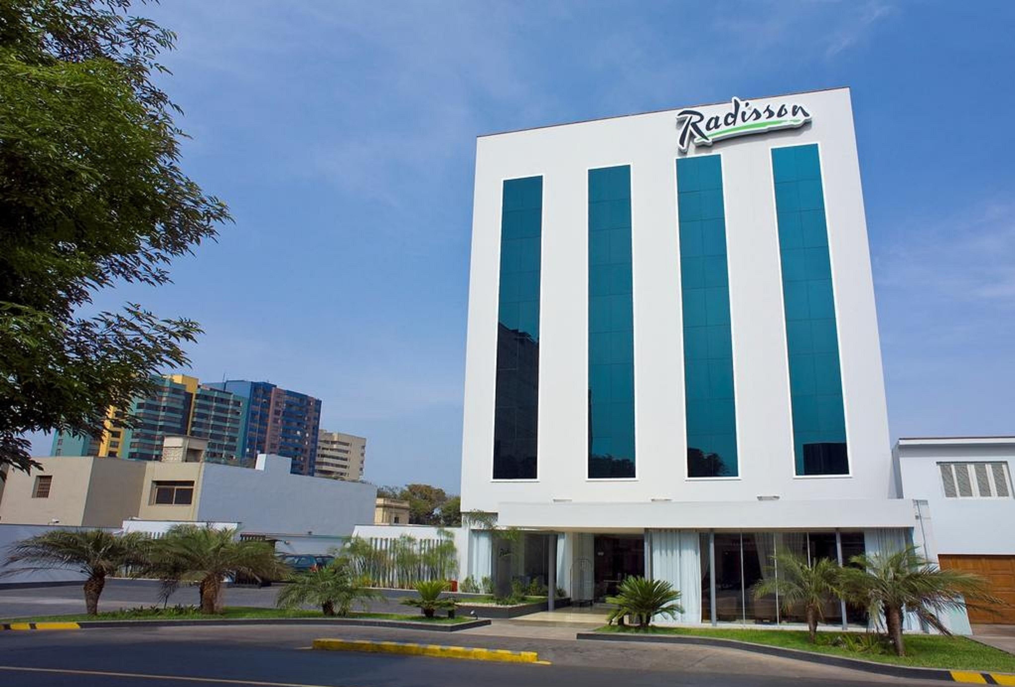 Radisson San Isidro Hotel & Suites Lima Exterior photo